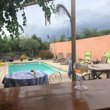 Des Oliviers * באילרגוס